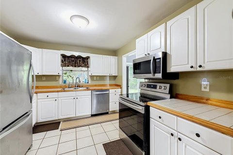 Villa ou maison à vendre à Leesburg, Floride: 5 chambres, 178.19 m2 № 2413870 - photo 14