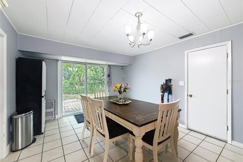 Villa ou maison à vendre à Leesburg, Floride: 5 chambres, 178.19 m2 № 2413870 - photo 20