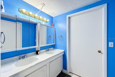 Villa ou maison à vendre à Leesburg, Floride: 5 chambres, 178.19 m2 № 2413870 - photo 29