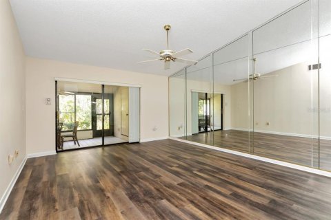 House in Tarpon Springs, Florida 2 bedrooms, 109.35 sq.m. № 2101349 - photo 14