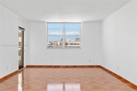 Condominio en venta en Hallandale Beach, Florida, 1 dormitorio, 80.82 m2 № 1439761 - foto 5