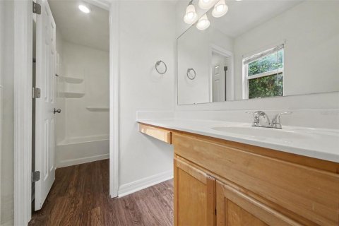 Casa en venta en Minneola, Florida, 3 dormitorios, 132.29 m2 № 2239370 - foto 9