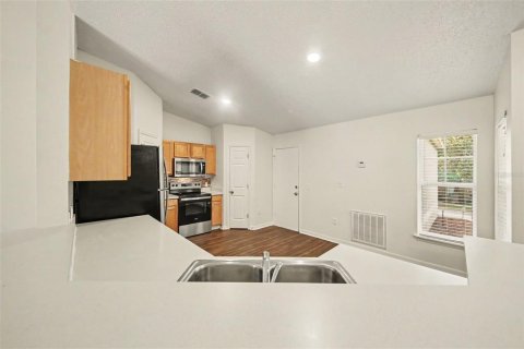 Casa en venta en Minneola, Florida, 3 dormitorios, 132.29 m2 № 2239370 - foto 4