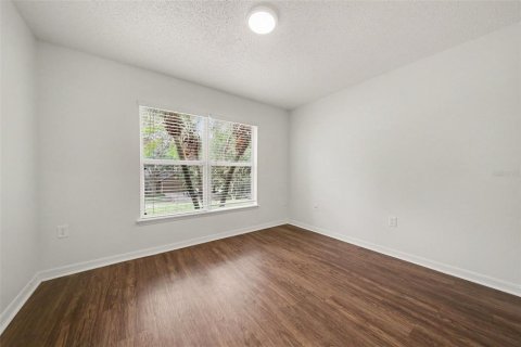 Casa en venta en Minneola, Florida, 3 dormitorios, 132.29 m2 № 2239370 - foto 11