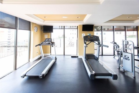 Condo in Coral Gables, Florida, 2 bedrooms  № 2032792 - photo 30