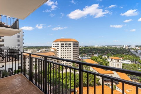 Condo in Coral Gables, Florida, 2 bedrooms  № 2032792