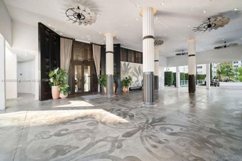 Купить кондоминиум в Майами-Бич, Флорида 46.64м2, № 2034223 - фото 17