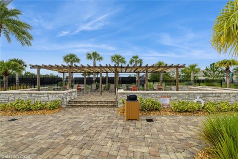 House in Orlando, Florida 3 bedrooms, 183.95 sq.m. № 1912001 - photo 26