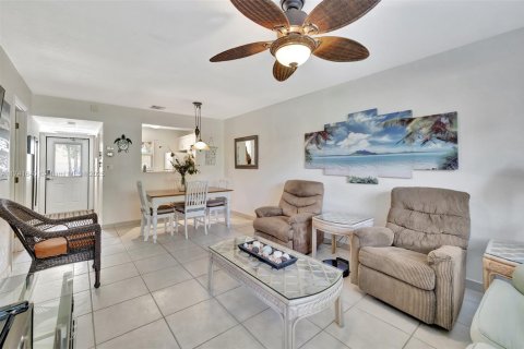 Купить кондоминиум в Лодердейл-Лейкс, Флорида 1 спальня, 63.55м2, № 1985130 - фото 5