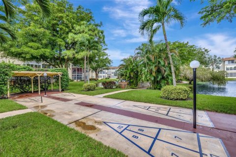 Купить кондоминиум в Лодердейл-Лейкс, Флорида 1 спальня, 63.55м2, № 1985130 - фото 20