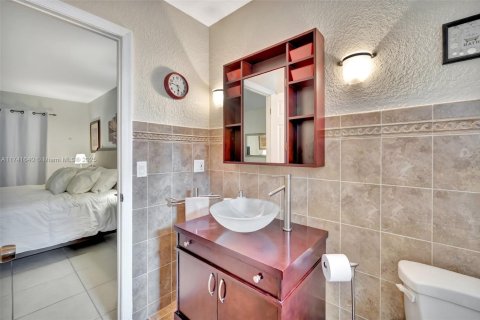 Купить кондоминиум в Лодердейл-Лейкс, Флорида 1 спальня, 63.55м2, № 1985130 - фото 15