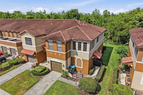 Touwnhouse à vendre à Orlando, Floride: 3 chambres, 154.12 m2 № 2142859 - photo 5