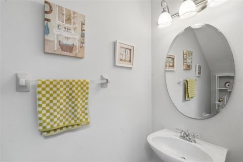Touwnhouse à vendre à Orlando, Floride: 3 chambres, 154.12 m2 № 2142859 - photo 25