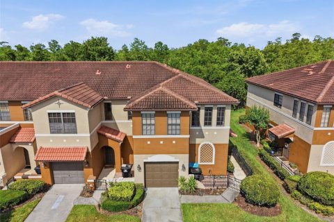 Touwnhouse à vendre à Orlando, Floride: 3 chambres, 154.12 m2 № 2142859 - photo 4