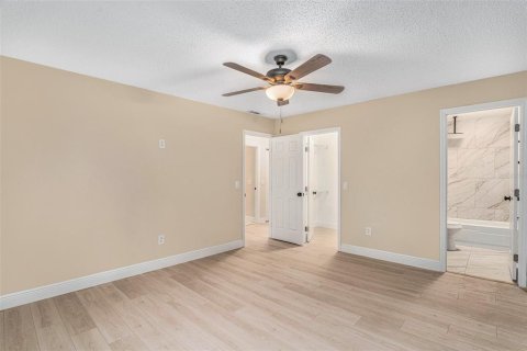 Condo in Tampa, Florida, 3 bedrooms  № 2236862 - photo 14