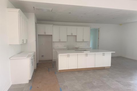 House in Port St. Lucie, Florida 4 bedrooms, 194.72 sq.m. № 2078150 - photo 11