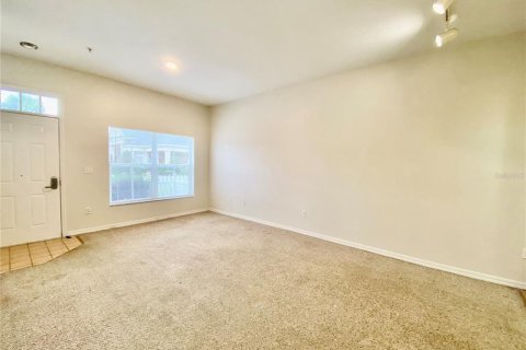 Touwnhouse à vendre à Kissimmee, Floride: 3 chambres, 120.4 m2 № 1732521 - photo 10