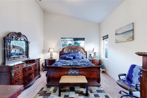 Casa en venta en Homestead, Florida, 4 dormitorios, 262.91 m2 № 2003655 - foto 24