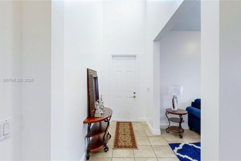 Casa en venta en Homestead, Florida, 4 dormitorios, 262.91 m2 № 2003655 - foto 5