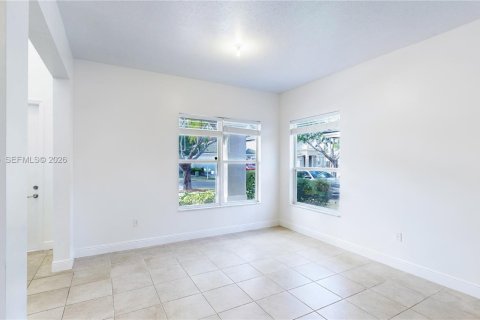 Casa en venta en Homestead, Florida, 4 dormitorios, 262.91 m2 № 2003655 - foto 7