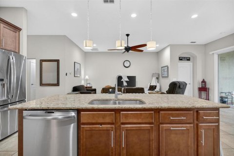 Casa en venta en Palm Coast, Florida, 4 dormitorios, 191.56 m2 № 1911359 - foto 17