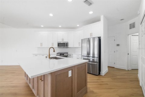 Casa en venta en Lakewood Ranch, Florida, 4 dormitorios, 231.7 m2 № 1784427 - foto 7