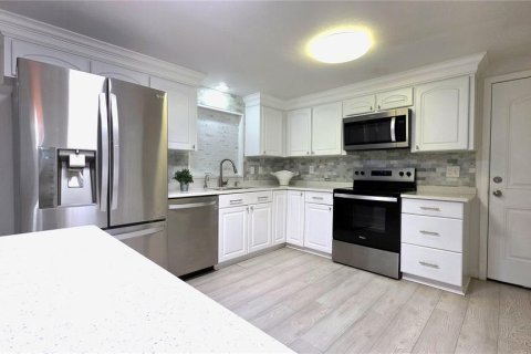 Купить виллу или дом в Тампа, Флорида 10 комнат, 213.68м2, № 1912531 - фото 29