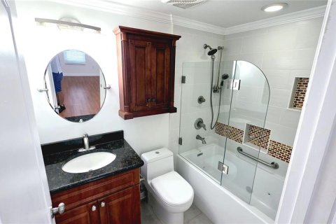 Купить виллу или дом в Тампа, Флорида 10 комнат, 213.68м2, № 1912531 - фото 22
