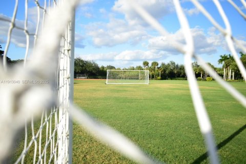 Купить кондоминиум в Истеро, Флорида 2 спальни, 98.01м2, № 1969811 - фото 24