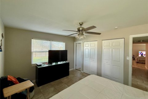 House in Lakeland, Florida 3 bedrooms, 122.07 sq.m. № 2131305 - photo 14
