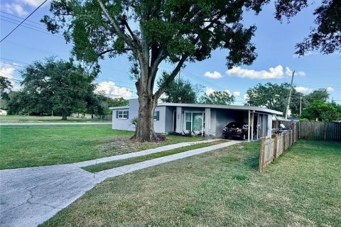 House in Lakeland, Florida 3 bedrooms, 122.07 sq.m. № 2131305 - photo 3