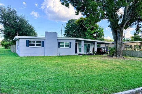 Casa en Lakeland, Florida 3 dormitorios, 122.07 m2 № 2131305
