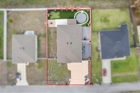 House in Port St. Lucie, Florida 4 bedrooms, 183.95 sq.m. № 2083267 - photo 4