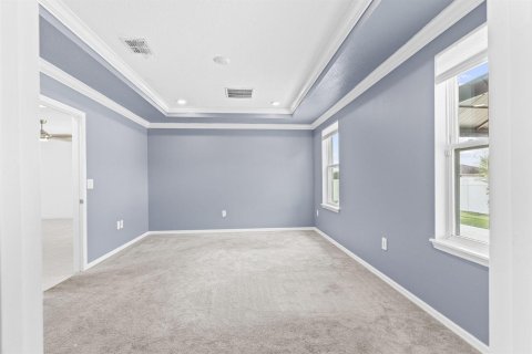 House in Port St. Lucie, Florida 4 bedrooms, 183.95 sq.m. № 2083267 - photo 25