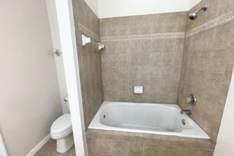 Adosado en alquiler en Orlando, Florida, 3 dormitorios, 145.86 m2 № 1913852 - foto 20