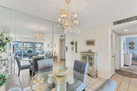 Condominio en venta en Longboat Key, Florida, 2 dormitorios, 99.59 m2 № 2148691 - foto 9