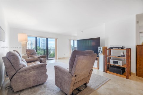 Condo in Hollywood, Florida, 2 bedrooms  № 1823418 - photo 14