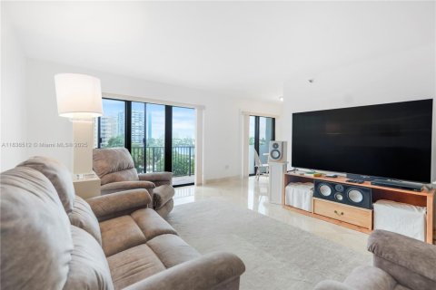 Condo in Hollywood, Florida, 2 bedrooms  № 1823418 - photo 5