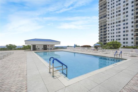 Condo in Hollywood, Florida, 2 bedrooms  № 1823418 - photo 28