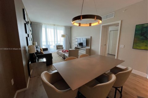 Copropriété à louer à Hollywood, Floride: 2 chambres, 104.89 m2 № 1984747 - photo 12