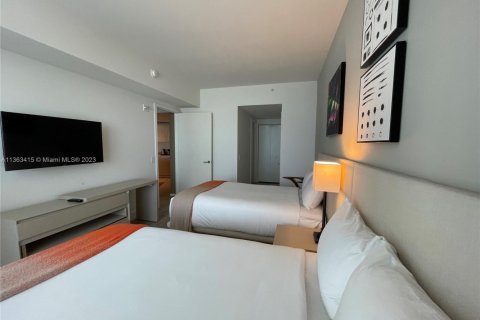 Copropriété à louer à Hollywood, Floride: 2 chambres, 104.89 m2 № 1984747 - photo 29