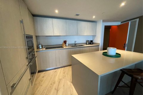 Copropriété à louer à Hollywood, Floride: 2 chambres, 104.89 m2 № 1984747 - photo 13