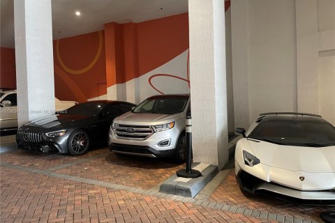 Copropriété à louer à Hollywood, Floride: 2 chambres, 104.89 m2 № 1984747 - photo 8