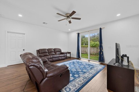 Villa ou maison à vendre à Tampa, Floride: 3 chambres, 144.09 m2 № 2341587 - photo 8