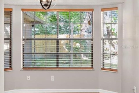 Villa ou maison à vendre à Apopka, Floride: 3 chambres, 131.64 m2 № 2399158 - photo 4