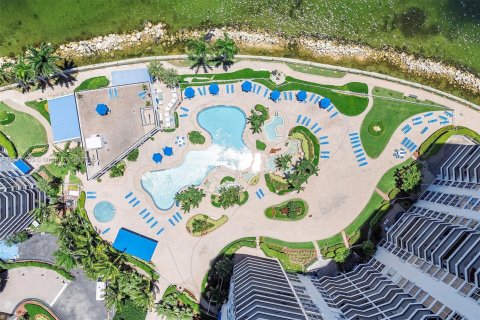 Condo in Aventura, Florida, 1 bedroom  № 1783947 - photo 20