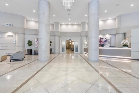 Condo in Aventura, Florida, 1 bedroom  № 1783947 - photo 25