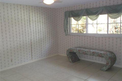 Купить виллу или дом в Помпано-Бич, Флорида 3 спальни, 204.38м2, № 2260415 - фото 19