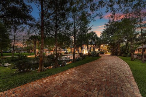 Casa en venta en Parkland, Florida, 6 dormitorios, 340.67 m2 № 2190534 - foto 12