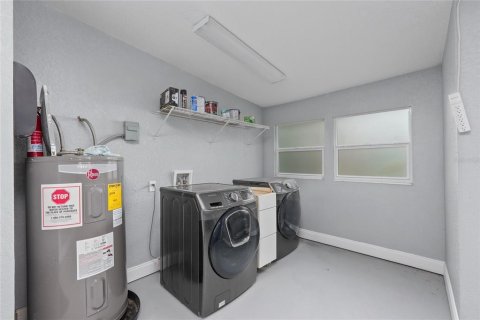 Villa ou maison à vendre à Tampa, Floride: 4 chambres, 178 m2 № 2204176 - photo 30